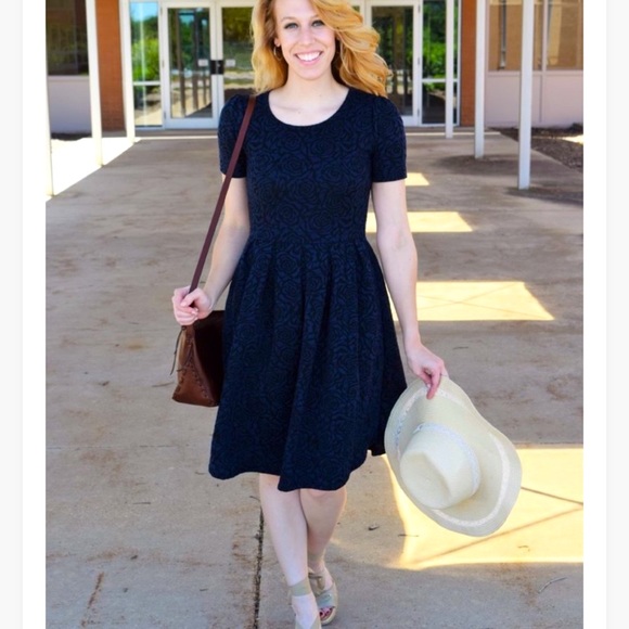 NWT Lularoe Amelia Elegant Black Cherry Rose Embossed A-line Fit & Flare pockets - Picture 2 of 16